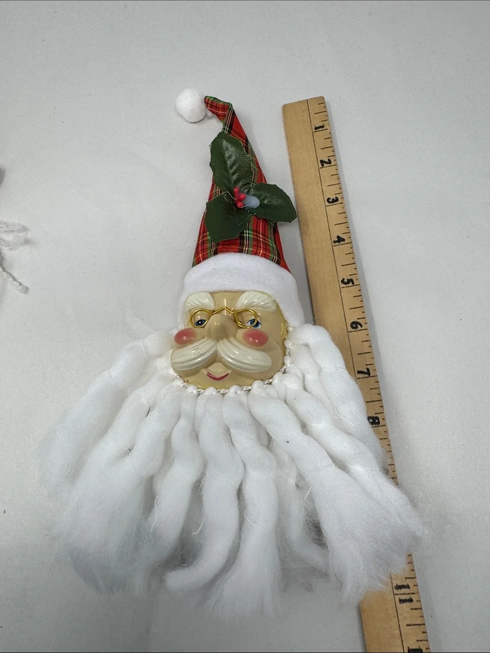 SANTA HEAD PLASTIC FACE CHRISTMAS ORNAMENTS LOT OF 2 VINTAGE HOLIDAY